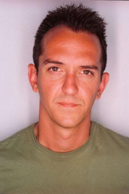 Sean Huze - Actor Profile Photo