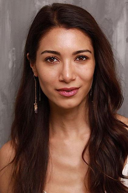 Chantelle Barry - Actor Profile Photo