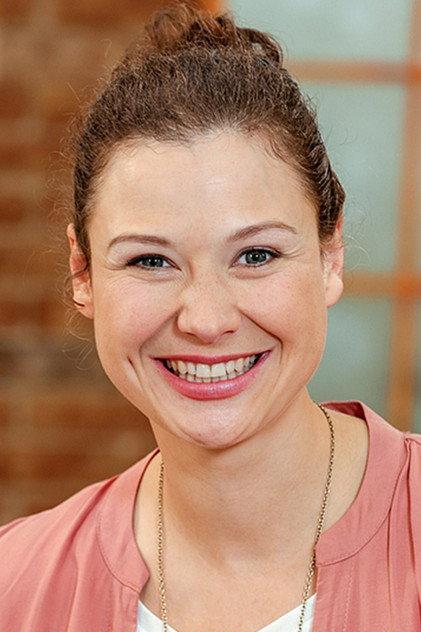 Christina Karnicnik - Actor Profile Photo
