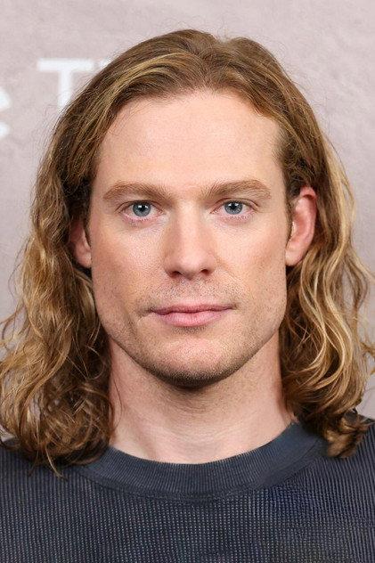 Sam Reid - Actor Profile Photo