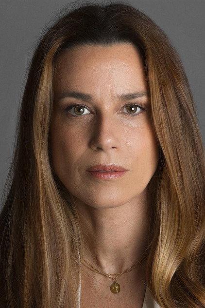 Ana Cloe - Actor Profile Photo