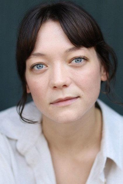 Edith Poor - Actor Profile Photo