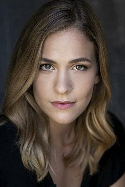Lelia Symington - Actor Profile Photo