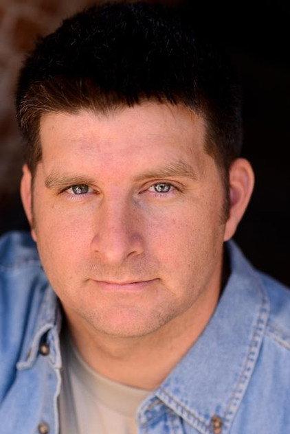 Tom Gore - Actor Profile Photo