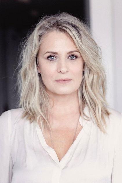 Samantha Smith - Actor Profile Photo