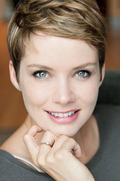 Andrea Osvárt - Actor Profile Photo