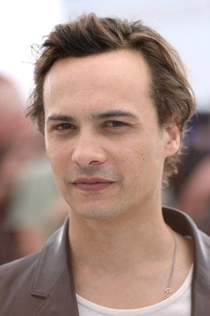 Frank Dillane - Actor Profile Photo
