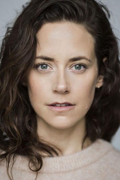 Anja Knauer - Actor Profile Photo
