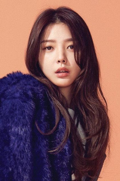 Uhm Hyun-kyung - Actor Profile Photo