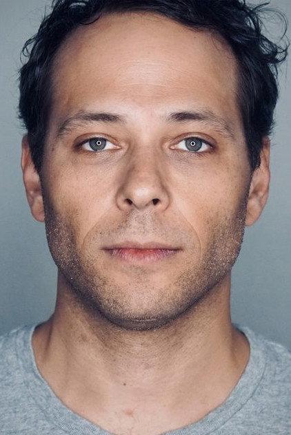 Daniel Hartwig - Actor Profile Photo