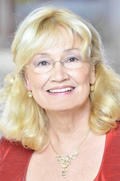 Lise Thouin - Actor Profile Photo