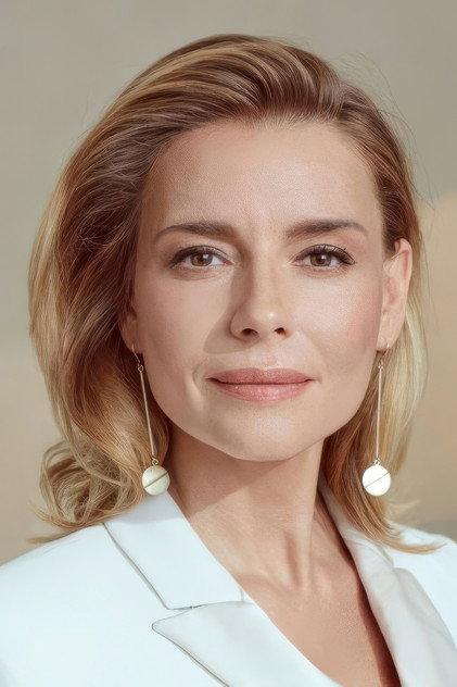 Lyubov Tolkalina - Actor Profile Photo