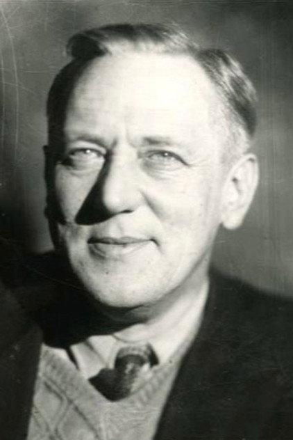 Vladimir Savelyev - Actor Profile Photo