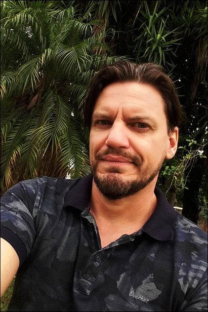 Airton Bratz - Actor Profile Photo