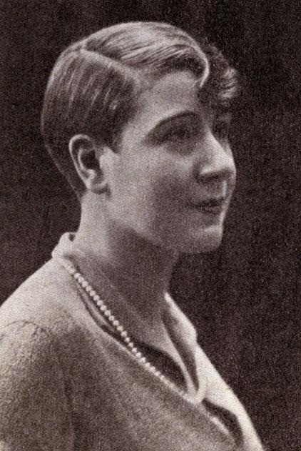 Dora Menichelli - Actor Profile Photo