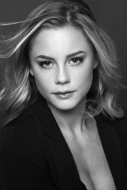 Molly Nutley - Actor Profile Photo