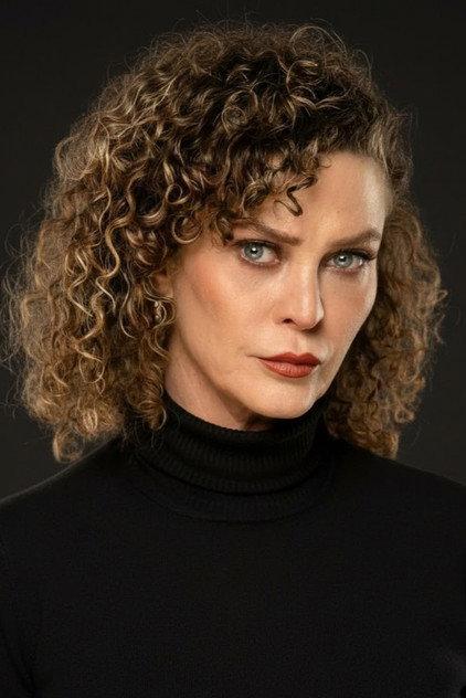 İpek Tenolcay - Actor Profile Photo