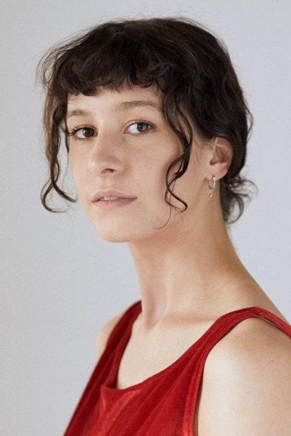 Aude Mathieu - Actor Profile Photo