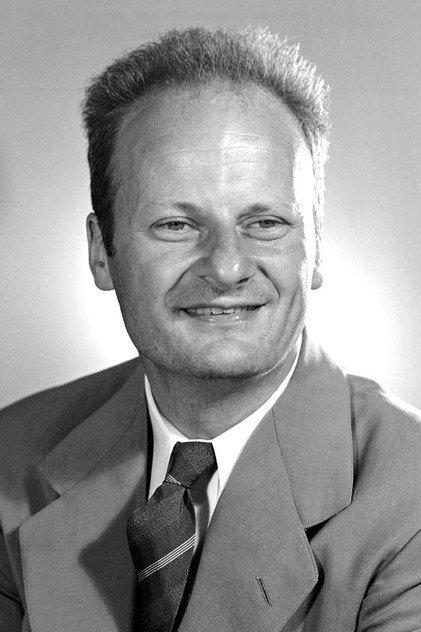 Hans Bethe - Actor Profile Photo