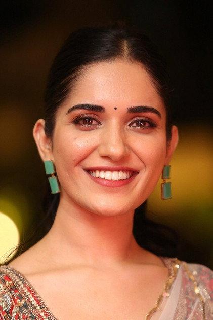 Ruhani Sharma - Actor Profile Photo