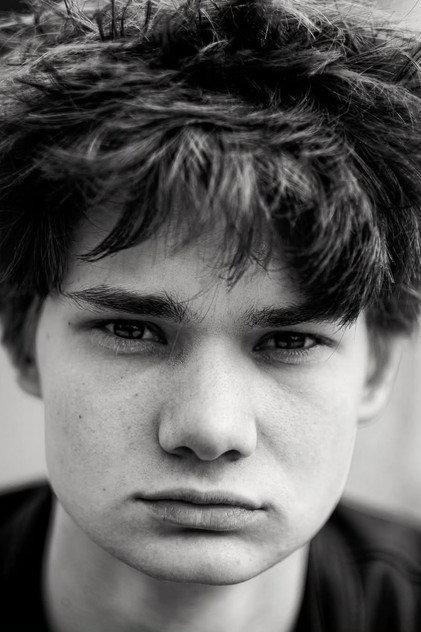 Roman Villedieu - Actor Profile Photo