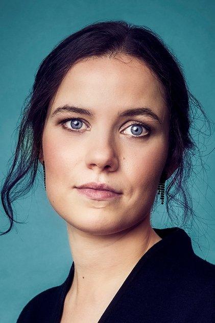 Zara Devlin - Actor Profile Photo