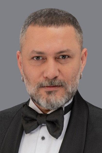 Hüsnü Şenlendirici - Actor Profile Photo