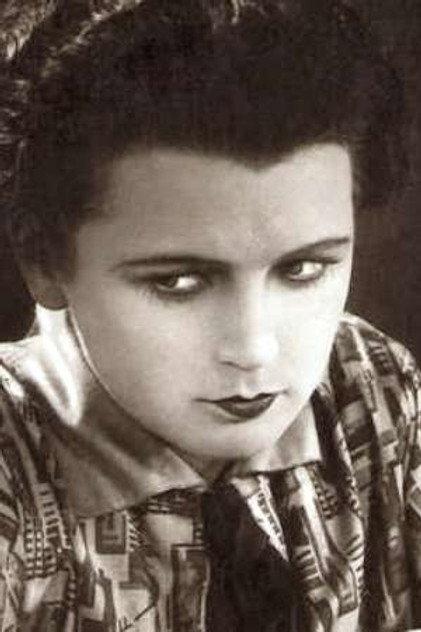 Hilde Maroff - Actor Profile Photo