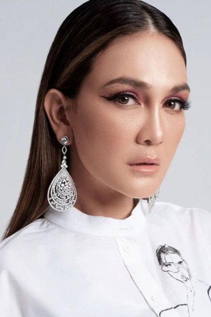Luna Maya - Actor Profile Photo