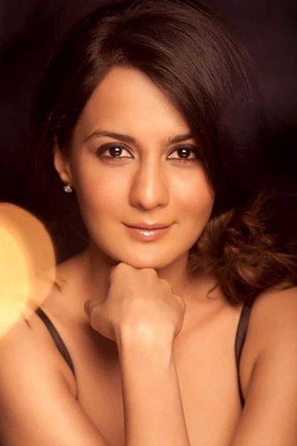 Pooja Ruparel - Actor Profile Photo