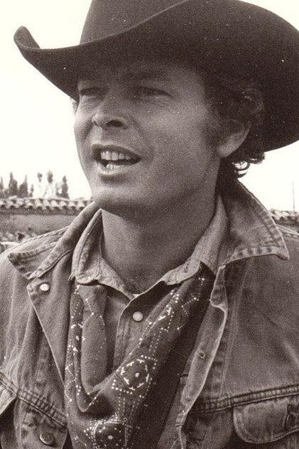 Gray Johnson - Actor Profile Photo