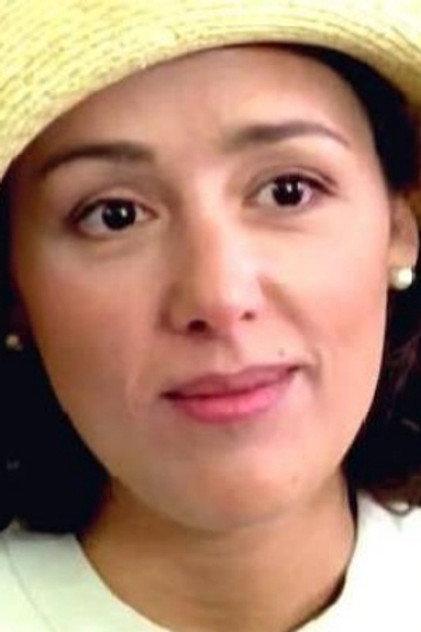 Nadine Spinoza - Actor Profile Photo