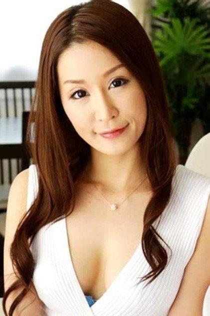 Mari Yamaguchi - Actor Profile Photo