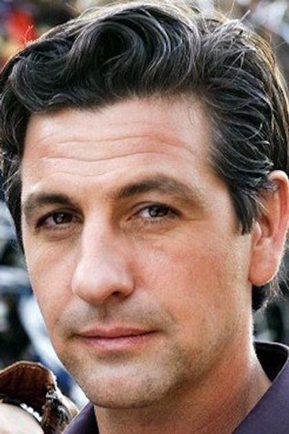 Gregor Törzs - Actor Profile Photo