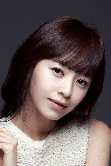 Kang Sung-yeon - Actor Profile Photo