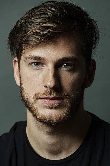 Manuel Vega - Actor Profile Photo