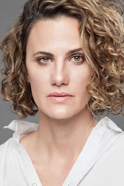 Isabel Aerenlund - Actor Profile Photo