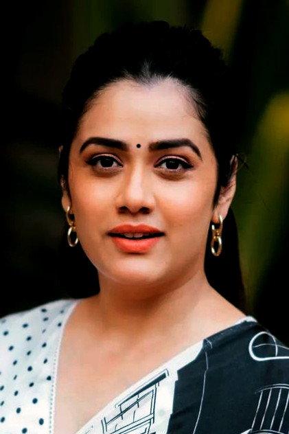 Girija Oak - Actor Profile Photo