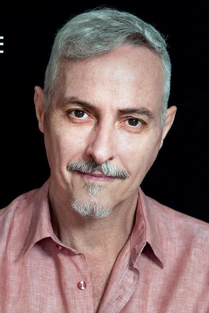 Pedro Aznar - Actor Profile Photo