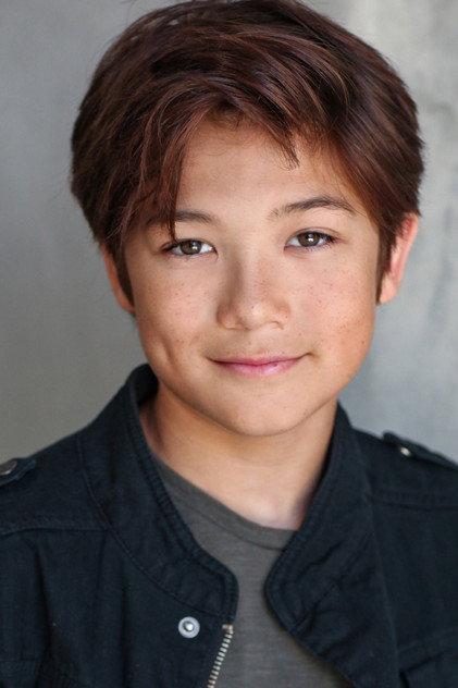 Ezra Dewey - Actor Profile Photo