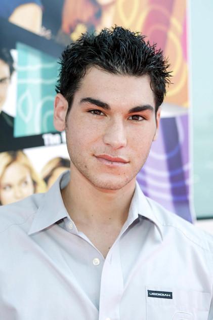 Brad Bufanda - Actor Profile Photo