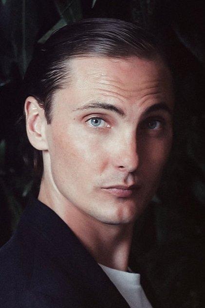 Eamon Farren - Actor Profile Photo