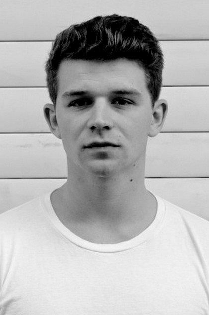 Simon Morzé - Actor Profile Photo