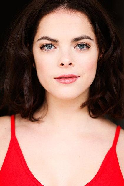 Laetitia Isambert - Actor Profile Photo