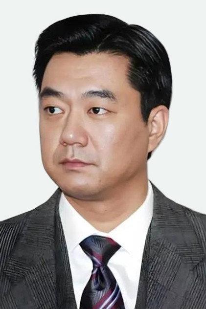 Dong Yong - Actor Profile Photo