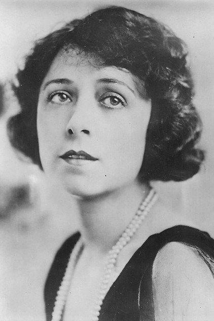 Dorothy Phillips - Actor Profile Photo