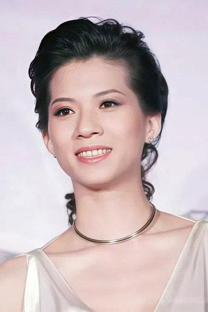Kelly Kuo - Actor Profile Photo