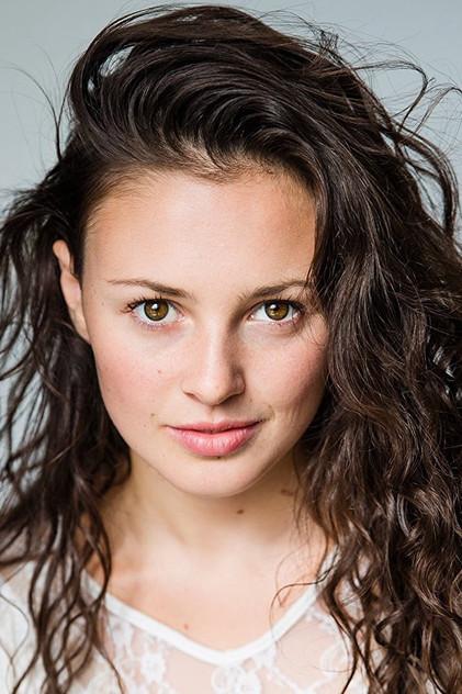Jodie Tyack - Actor Profile Photo