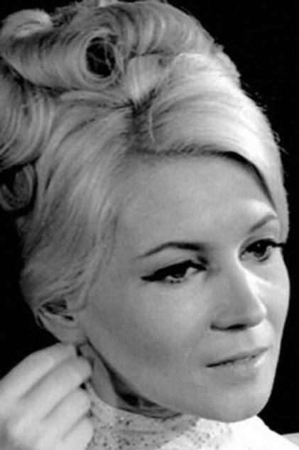 Lucia Mureșan - Actor Profile Photo