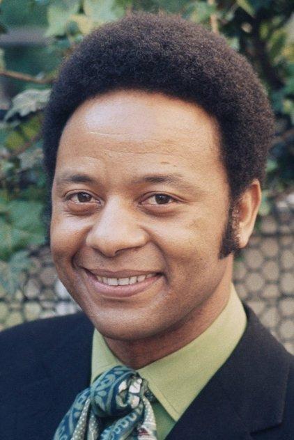 Lon Satton - Actor Profile Photo